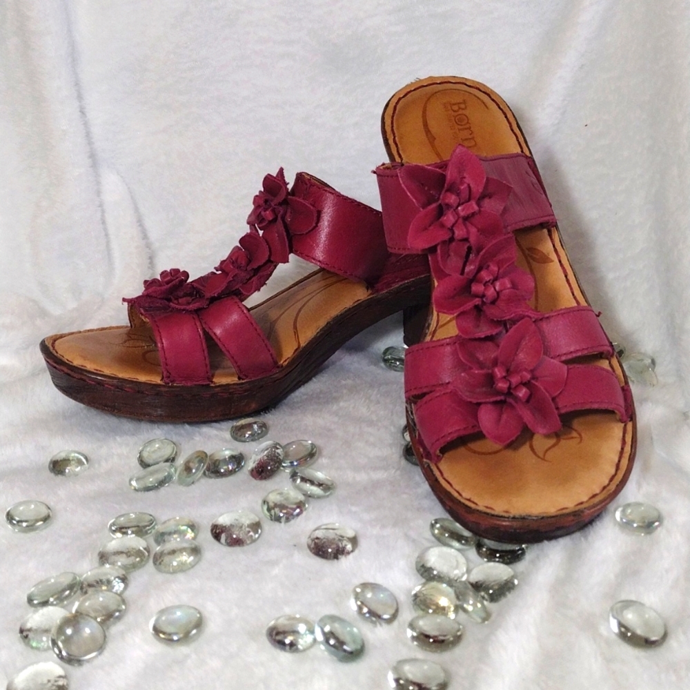 BORN Mulberry Leather Sandals